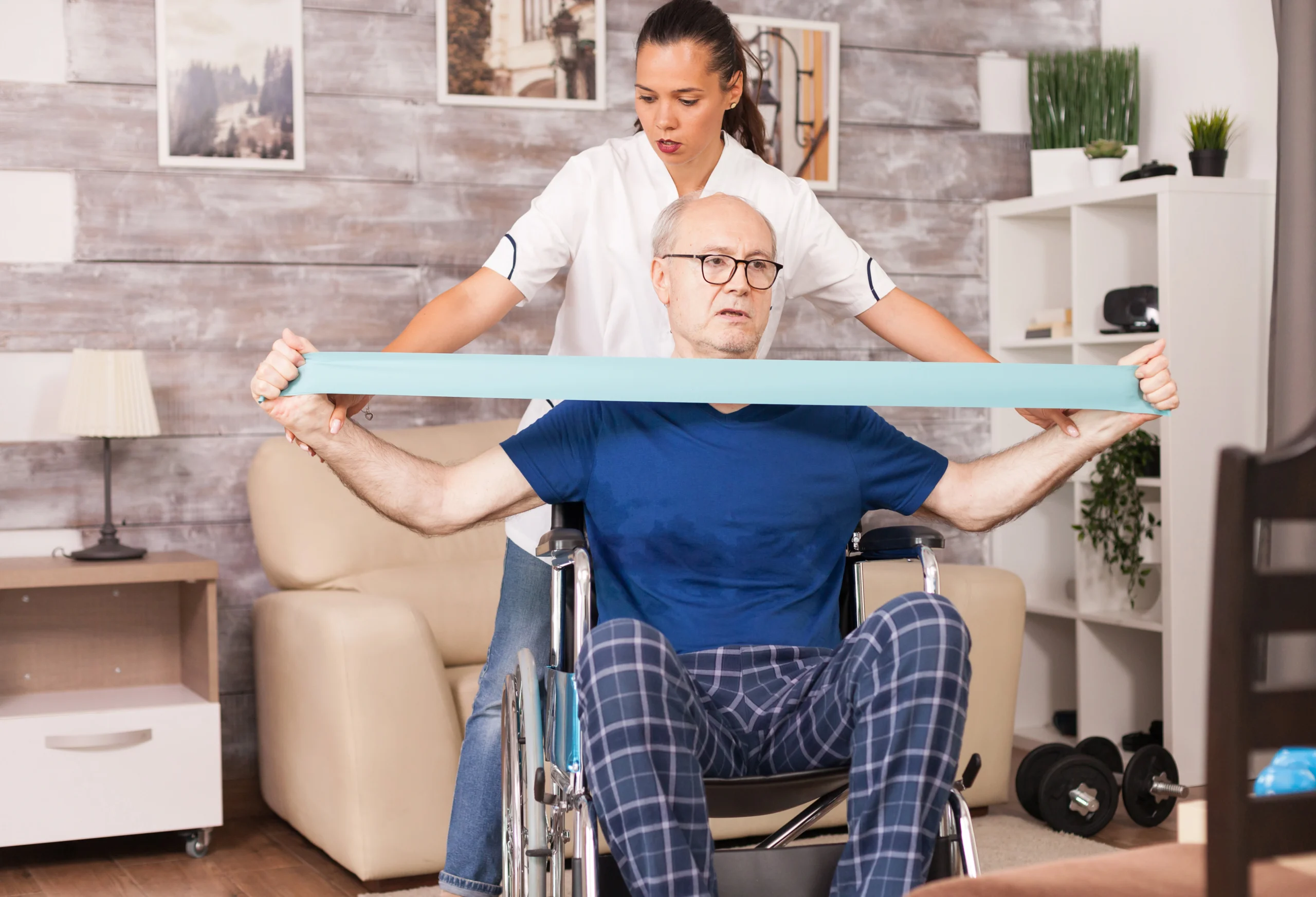 7 Signs You Should See a Physiotherapist Before the Pain Gets Worse